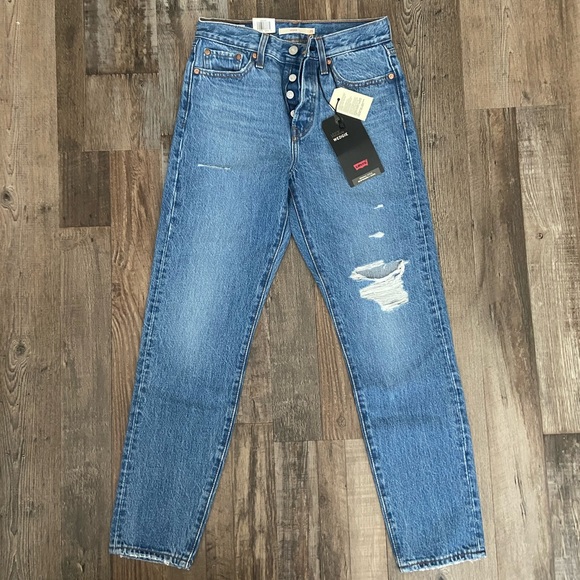 NWT Levi’s Wedgie Icon Fit Ankle Jeans - 25 - Picture 1 of 7